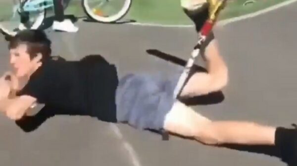 Steppert komt met een heerlijke faceplant aanzetten