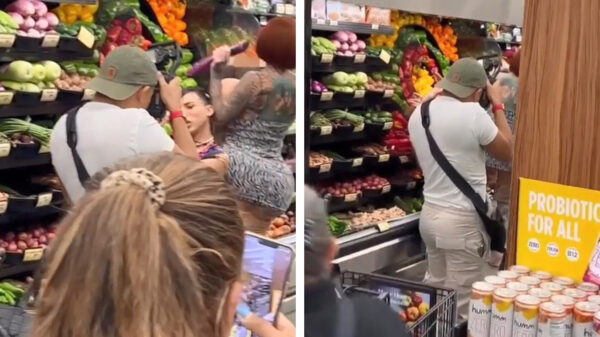 Ondertussen, op de groentenafdeling van de plaatselijke buurtsuper