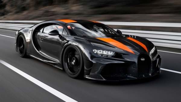Bugatti Chiron rijdt 490 kilometer per uur en breekt snelheidsrecord!