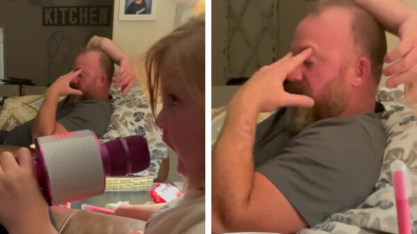 Het slechtste idee ooit: je koter een karaokemicrofoon cadeau geven