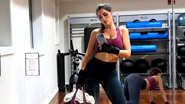 Goedemorgen: we beginnen de dag met de downward facing dog van Yolanthe