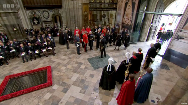 Livestream: de begrafenis van koningin Elizabeth waar heul de wereld naar kijkt