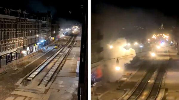 Het was weer raak: geldautomaat kapotdood geblazen in de Kinkerstraat