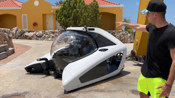 Hebb0n: een mini-onderzeeboot zie meer op een supercar lijkt