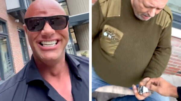 Barmhartige Samaritaan Alex Soze geeft Cartier-horloge van €6000 aan arme stakker