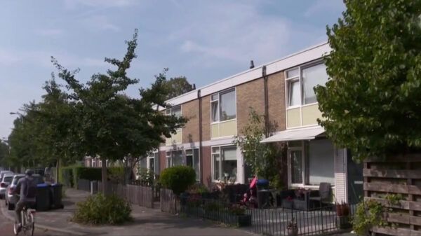 Task failed succesfully: statushouders nemen in Utrecht massaal ontslag na verkrijgen woning