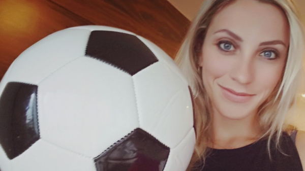 Fernanda Colombo Uliana is de allerlekkerste scheidsrechter ter wereld