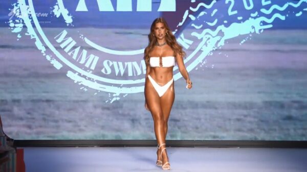 Wij fashionista's hebben volop genoten van de Beach Bunny Swimwear Fashion Show