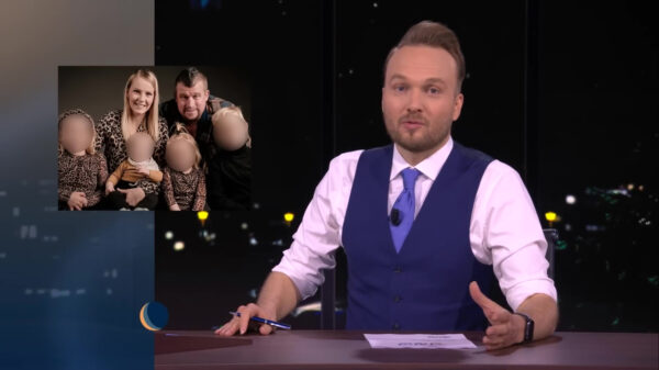 Lubach maakt gehakt van vlogfamilies die geld verdienen over de rug van hun koters