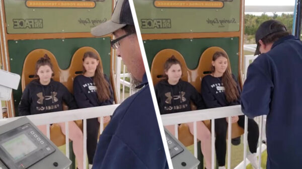 Pretparkmedewerker laat met flauw geintje twee meisjes in hun broek kakken