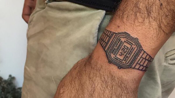 Liefhebbers van tatoeages komen weer volledig aan hun trekken (127)