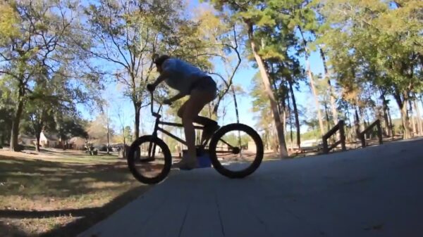 BMX'er is grote kanshebster voor de faceplant-van-de-maand award