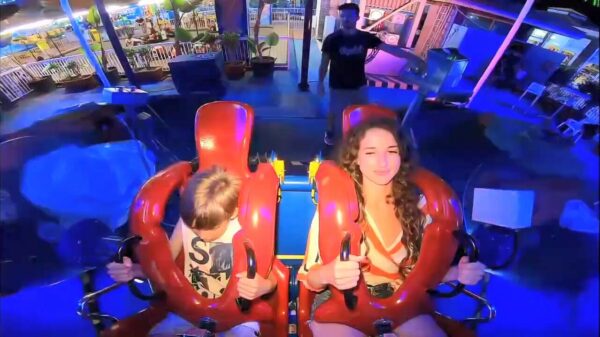 Samen met je tante in de slingshot de zwaartekracht trotseren