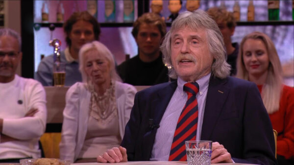 Johan en René laten geen spaan heel van Songfestivalinzending: "Waar slaat dit op?!"