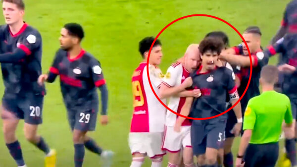 Uitzending gemist: Davy Klaassen beschuldigd van een 'Suárezje' na wedstrijd Ajax - PSV