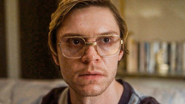 Netflix bevestigt: er komen nog minimaal 2 vervolgen op de serie Dahmer