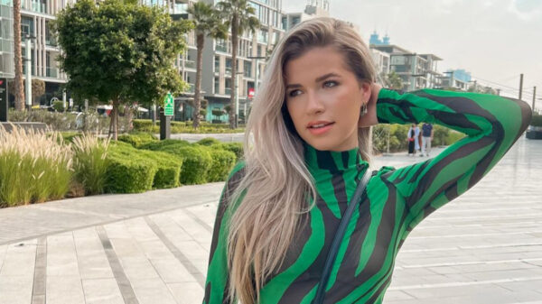 Influencen anno 2022: Jade Anna is hier echt kei- en keihard aan het werk