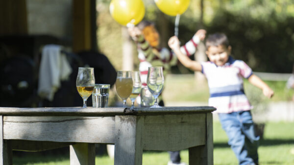 Is drinken in bijzijn van je kinderen een probleem?