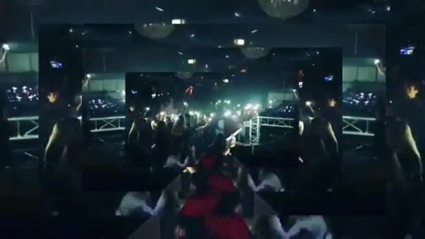 Discotheek zingt uit volle borst "Alle Duitsers zijn homo" tijdens bevrijdingsfeest in Beek