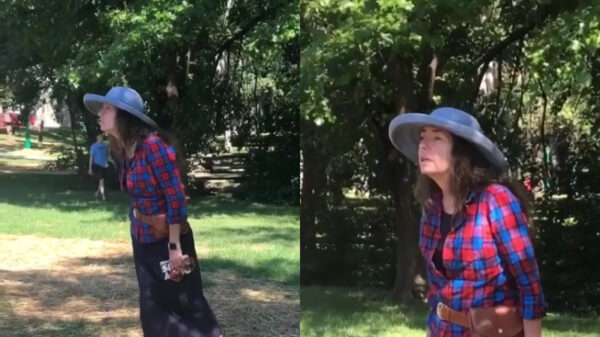 Schreeuwgekkie waarschuwt voorbijgangers voor de gevaren van de G-Spot