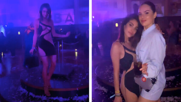 All eyes op de jurk van Anna Nooshin die ze bij de uitreiking van de EMA's droeg