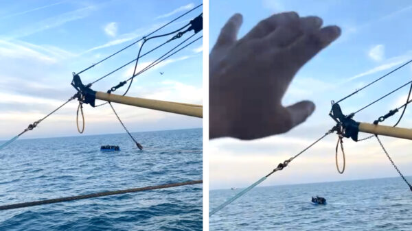 Attente Nederlandse visser wenst verdwaalde 'toeristen' een goede reis