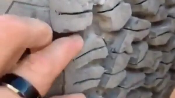 Zijn nieuwe banden doen het erg goed!