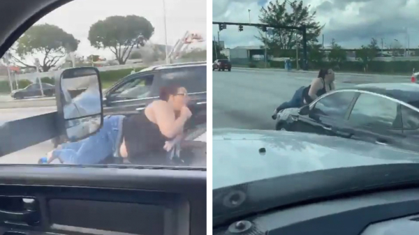 Vrouw belandt op auto en wordt meegenomen via de motorkap