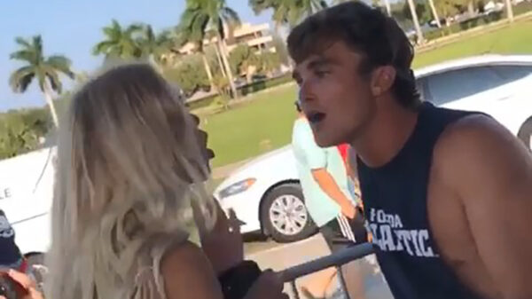 Deze gasten hebben de broek duidelijk niet aan