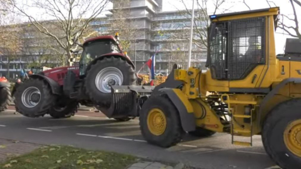 Daar gaan we weer: boerenprotesten stevig losgebarsten in Zwolle
