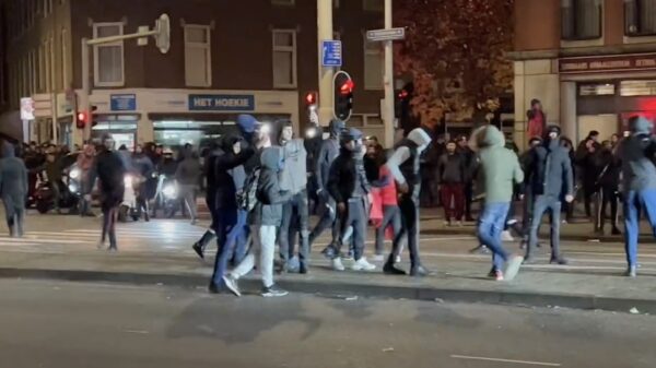 De Haagse Schilderswijk is ondertussen in een oorlogsgebied veranderd