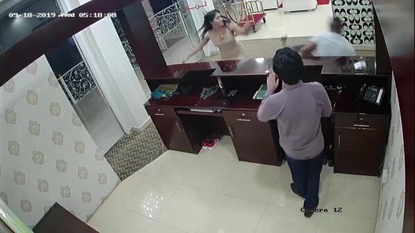 Hooggehakte dame blijkt flinke vechtersbazin te zijn