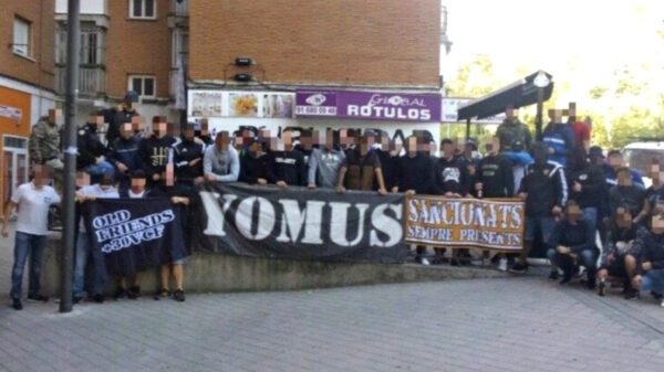 "Spaanse hooligans gaan straten verdedigen tegen Marokkaanse feestvierders"