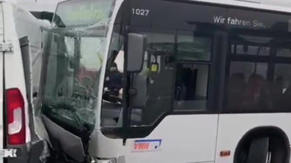 We vermoeden dat deze chauffeur niet is geslaagd voor zijn examen