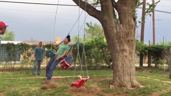 Met zulke vrienden heb je geen vijanden meer nodig