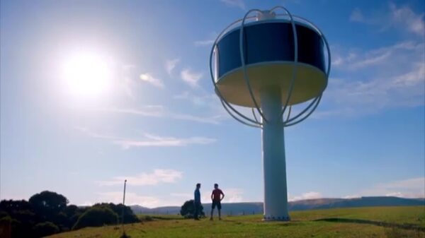 Jono Williams bouwde de ultieme mancave: de Skysphere