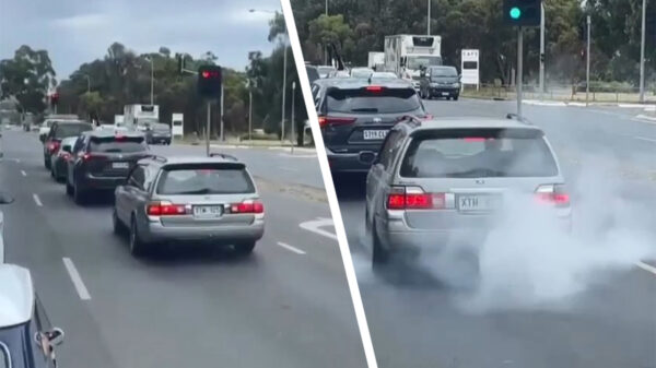 Wait for it: uitslover gooit er een burn-out voor het stoplicht uit