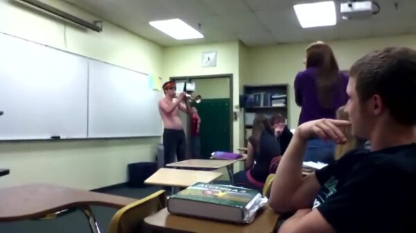 Timmie Trompet geeft werkelijk zero fux