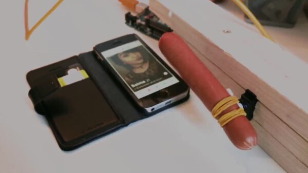 Tinderen met een knakworst