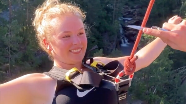 Dit is bungeejumpen 2.0, voor mensen die nóg een extra adrenalinekick willen