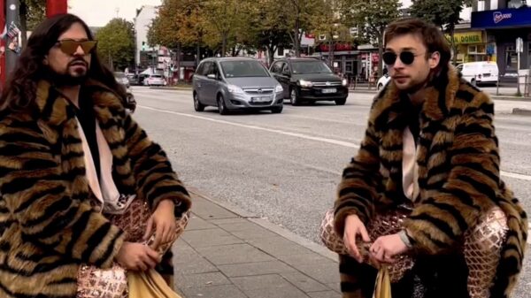 Siegfried & Joy laten iedereen versteld staan met hun goochelskills