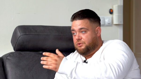 Mark Gillis reageert op geruchten over mishandeling en relatie van Peter Gillis