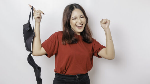 De LGBTQ+-discussie heeft een voordeel: er mogen binnenkort vrouwentepels op Instagram!