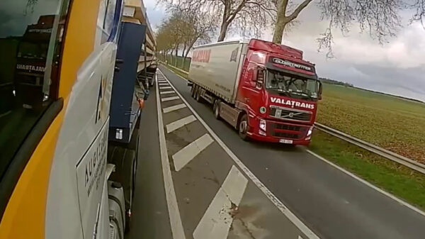 Die keer dat een Tsjechische trucker de aso inhaalactie van het jaar maakte
