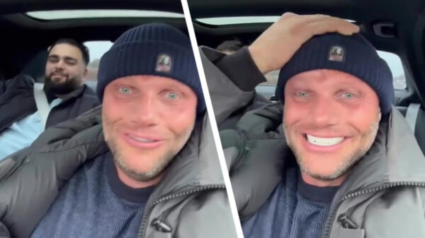 Alex Soze bleek toch te kleine cojoñes te hebben voor een gezichtstattoo