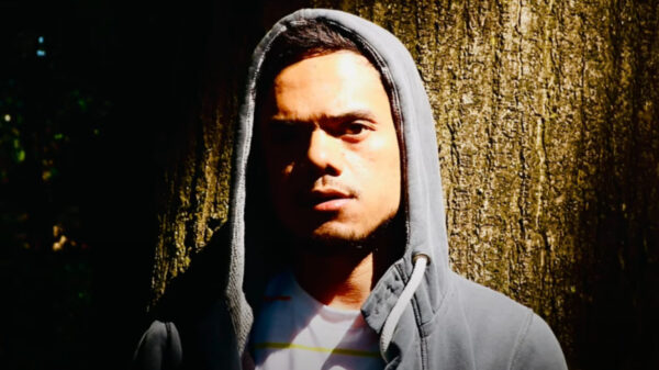 De muzikale monsterhit van de week: JUZZ - Eenzaam