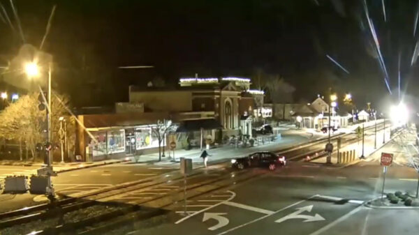 Hey een spoorwegovergang, laat ik daar mijn auto eens op parkeren