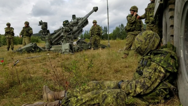 Wakker worden: in Canada gebruiken ze artillerie als wekker
