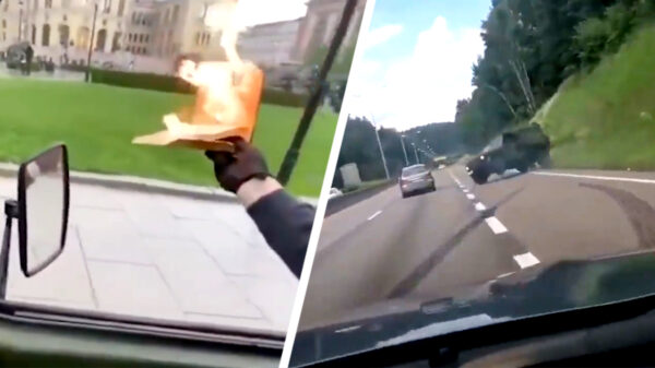 De Noorse Lars Thorsen die een Koran in brand steekt wordt van de weg gedrukt