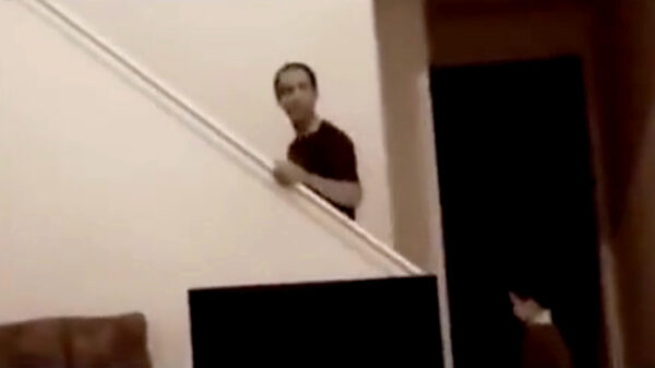 Haatte je het vroeger ook zo dat je vader wél een eigen roltrap heeft?